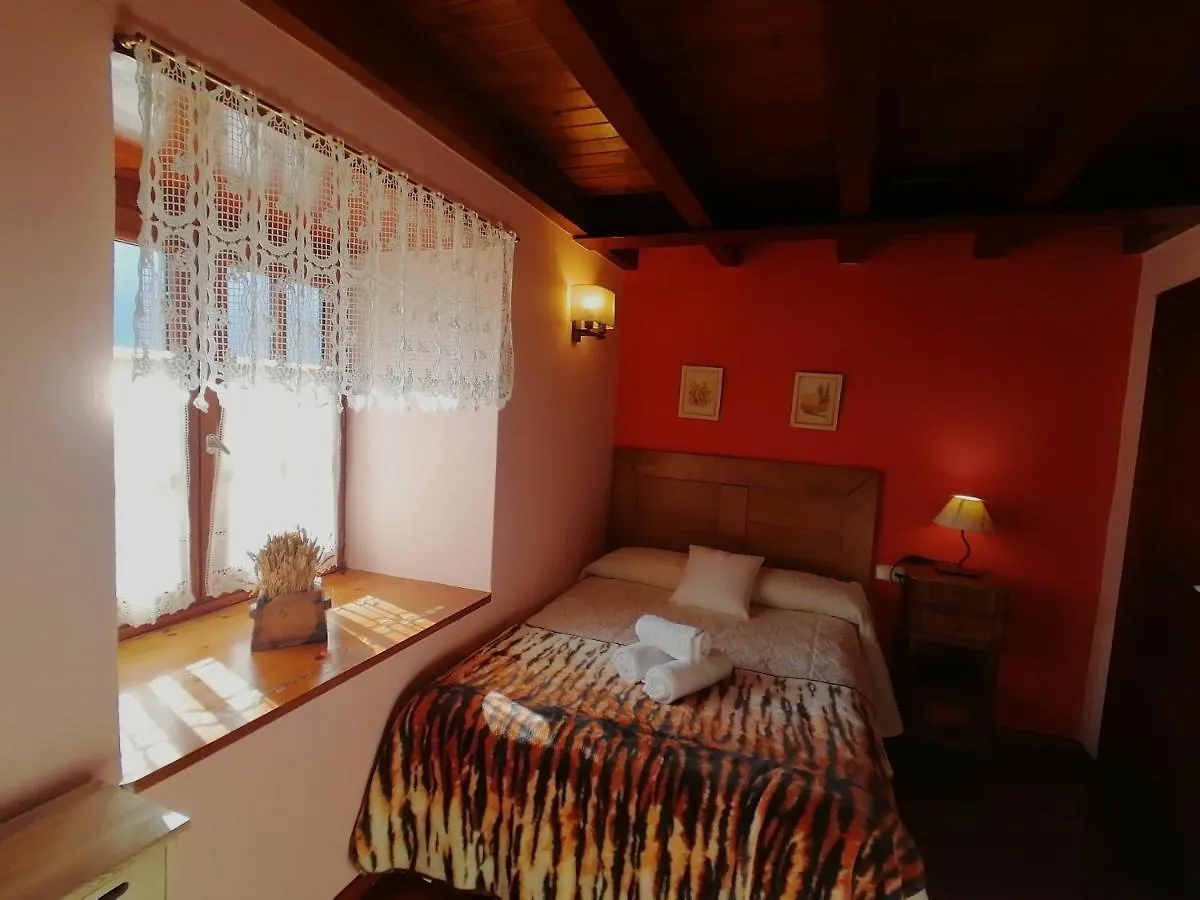 Casa Rural Dera Hont Arres Spain