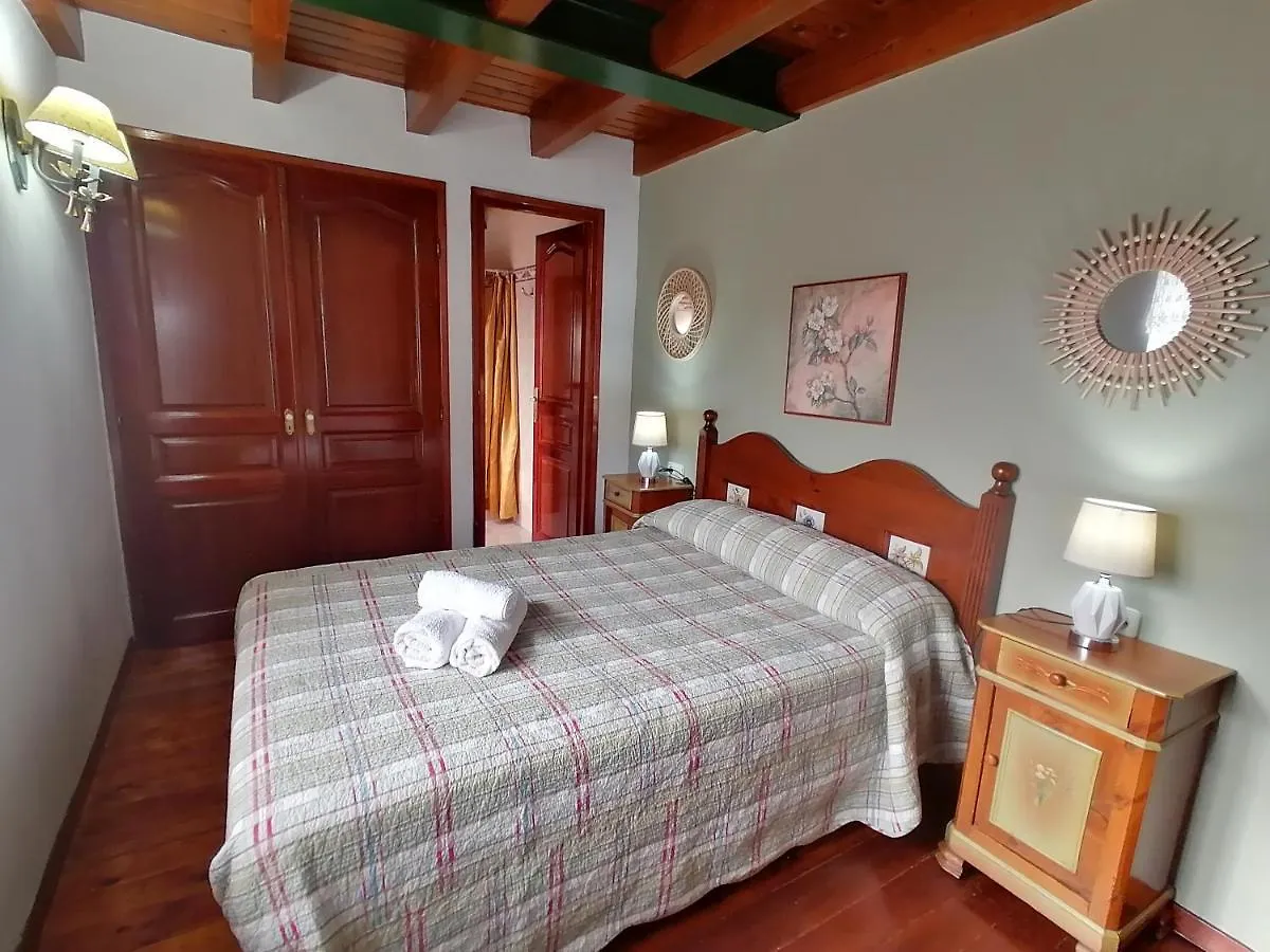 Casa Rural Dera Hont Arres 0*,  Spain